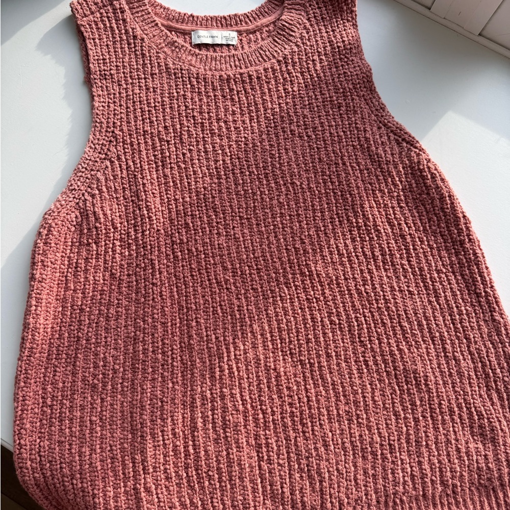 Gentle Fawn Pink Ribbed Sleeveless Tank Top